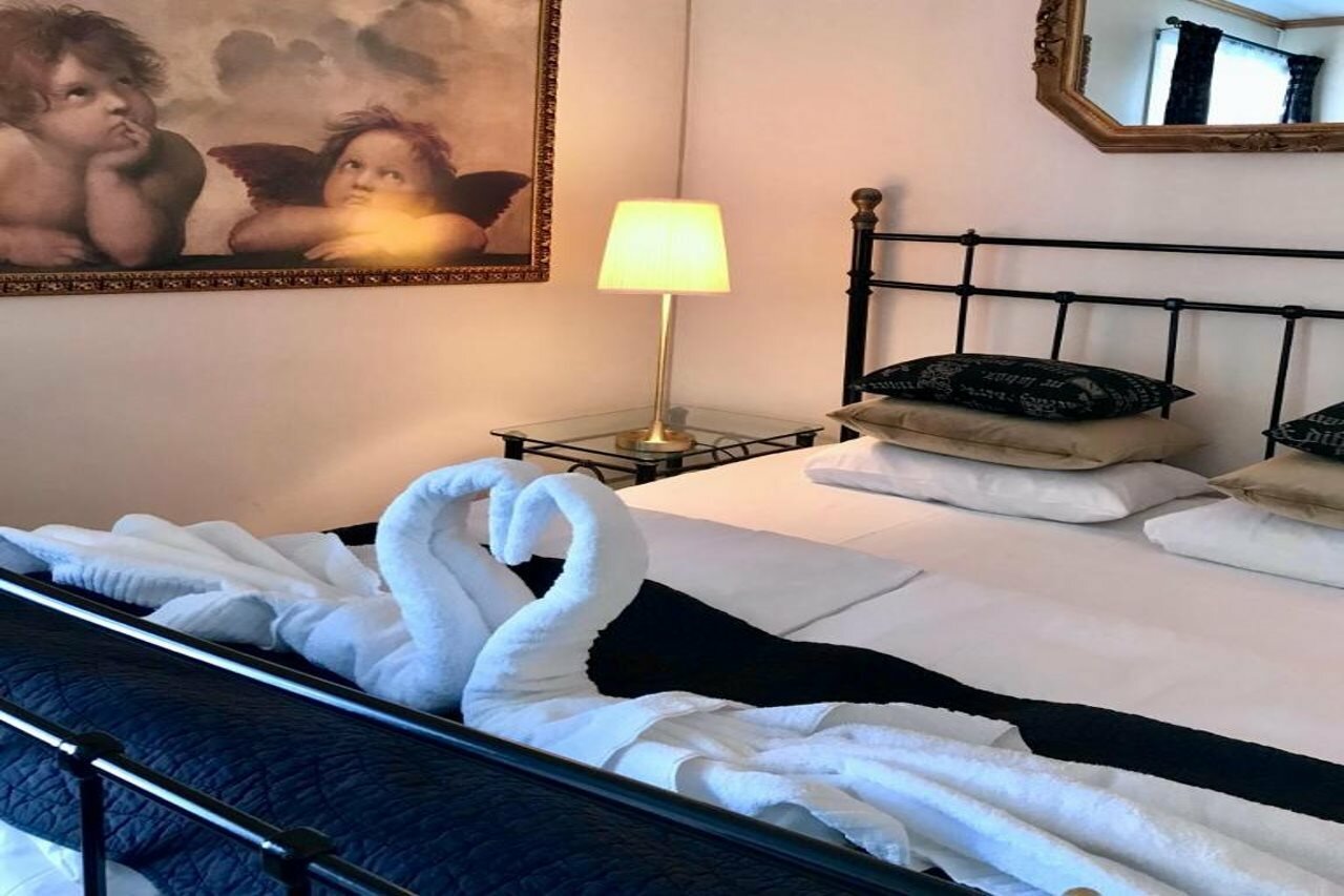 Фото Reenskaug Hotel