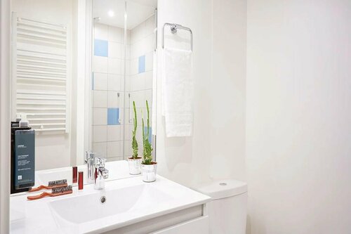 Гостиница Sejours & Affaires Paris Bagnolet в Монтрее