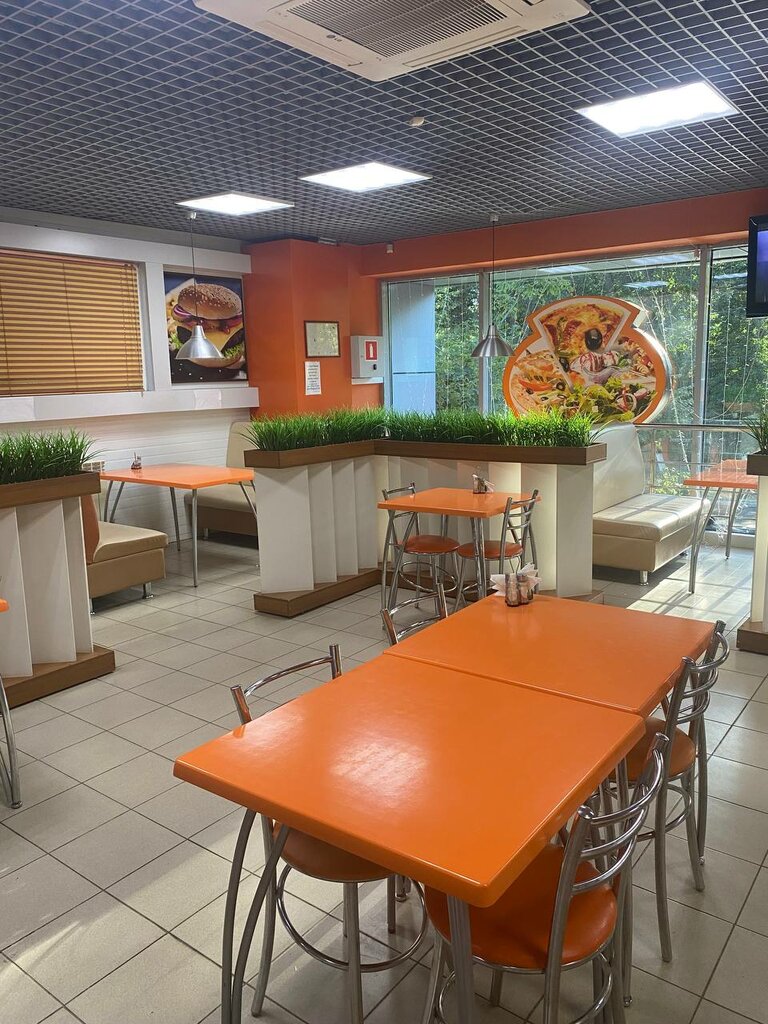 Pizzeria GrandPitstsa, Tshekino, photo