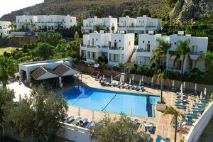 Апартаменты Lambis Studios & Apartments