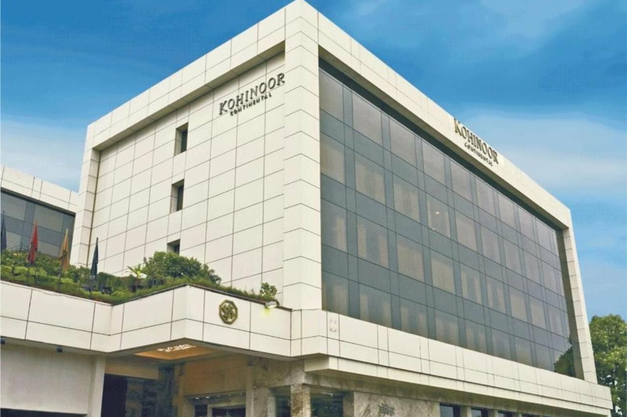 Фото Hotel Kohinoor Continental, Airport