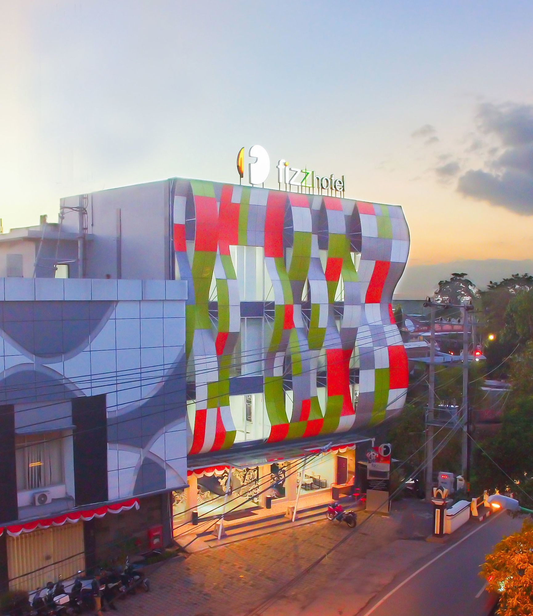 Фото Fizz Hotel Lombok