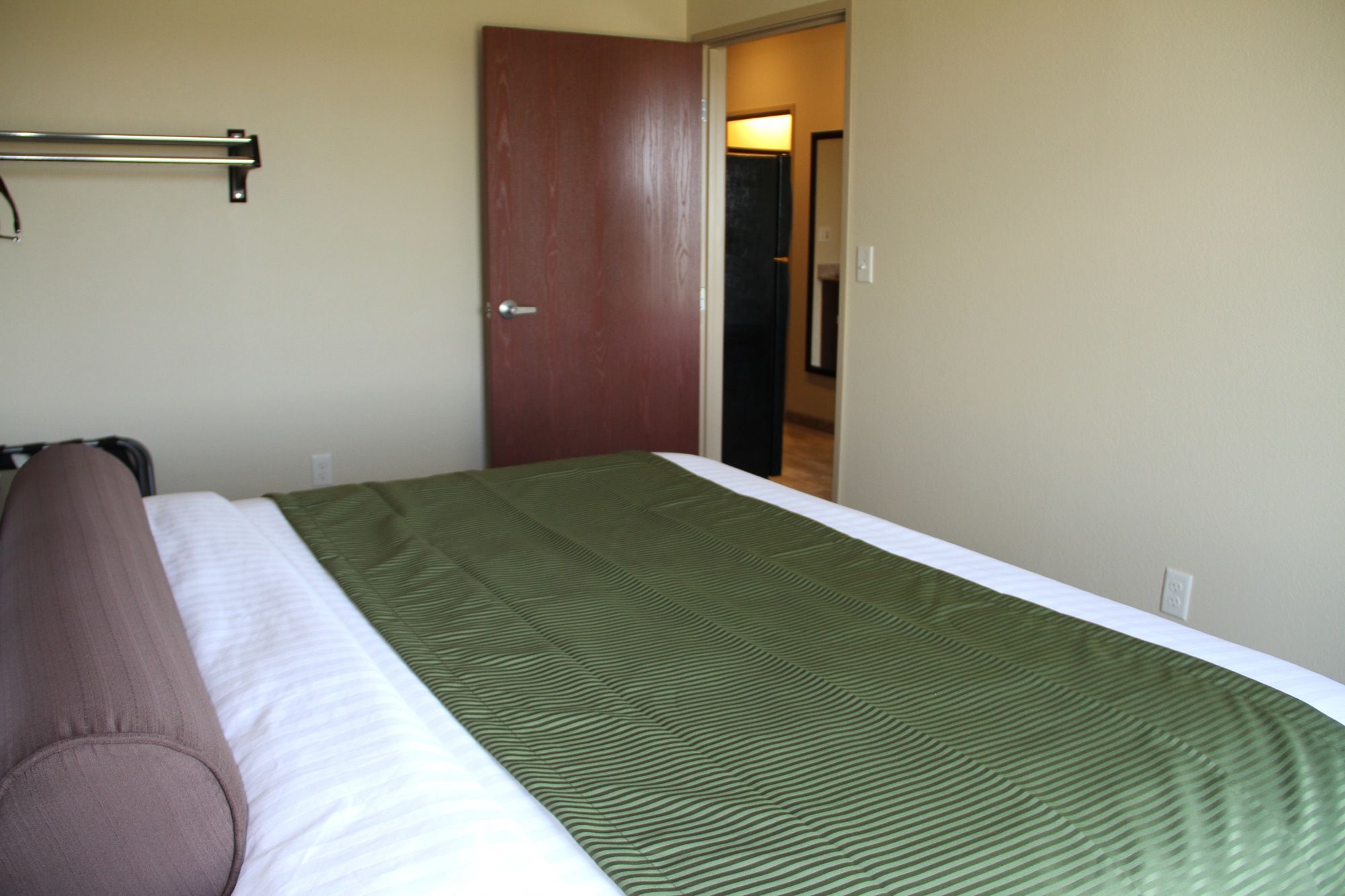 Фото Cobblestone Hotel & Suites – Devils Lake