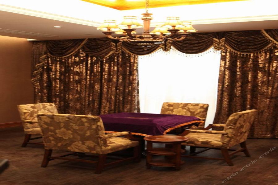 Фото Minghao Hotel