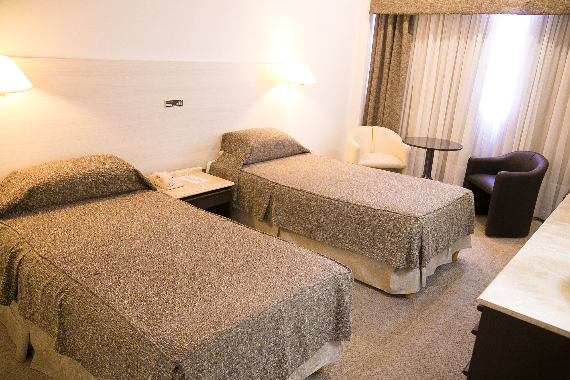 Фото Hotel Alkazar