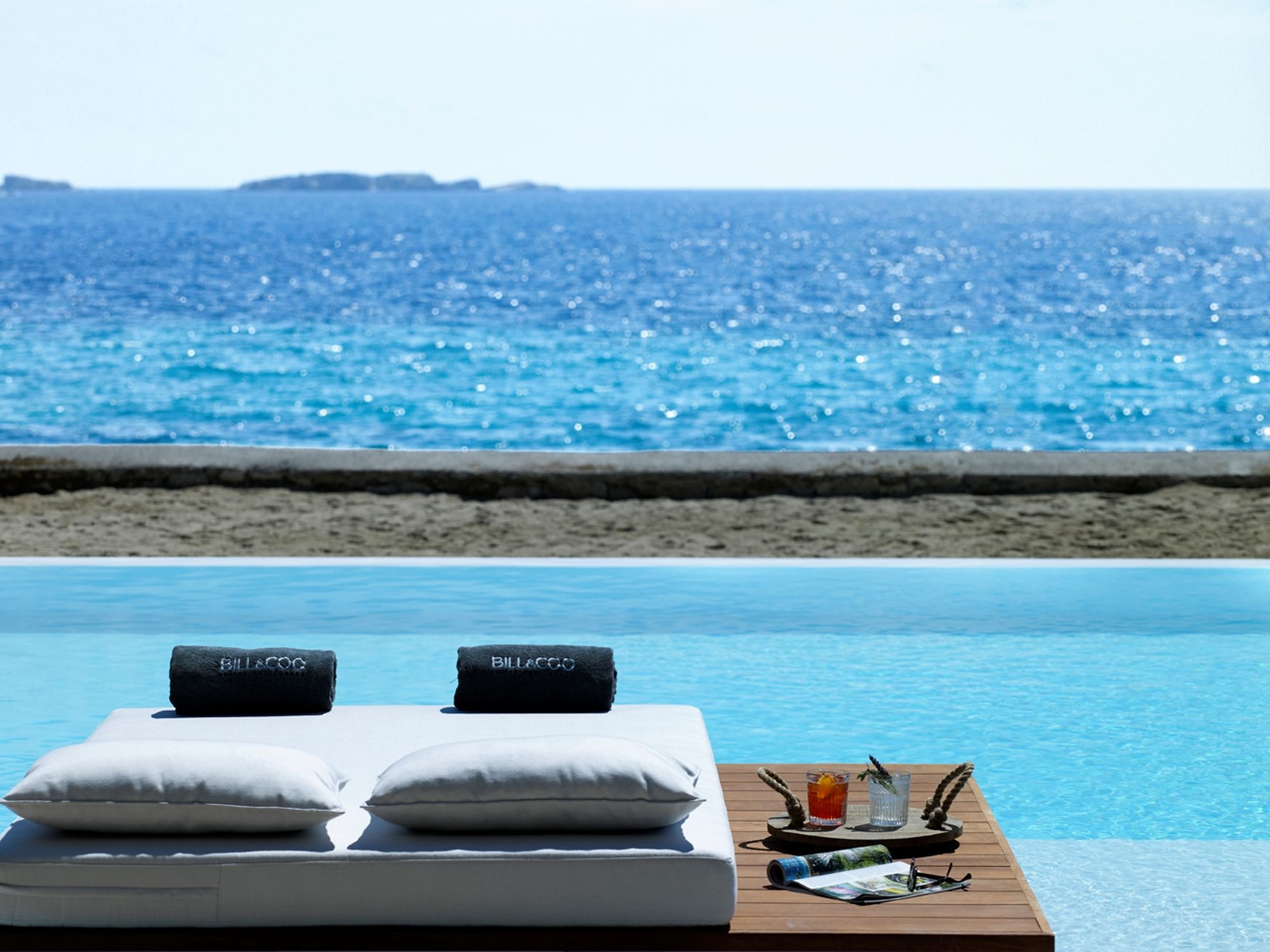 Фото Bill & Coo Coast Suites - Adults Only