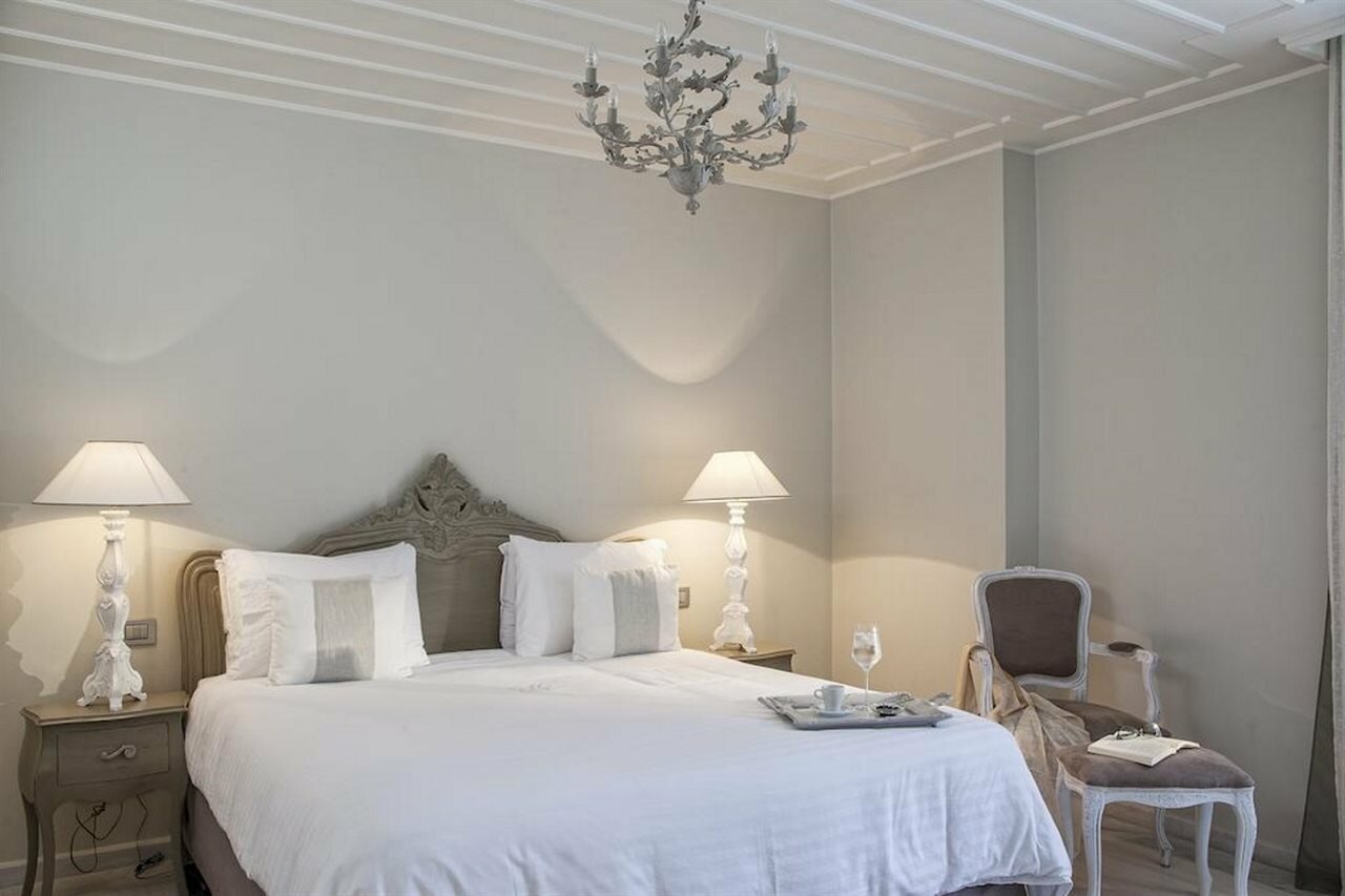 Фото Micra Anglia Boutique Hotel & SPA