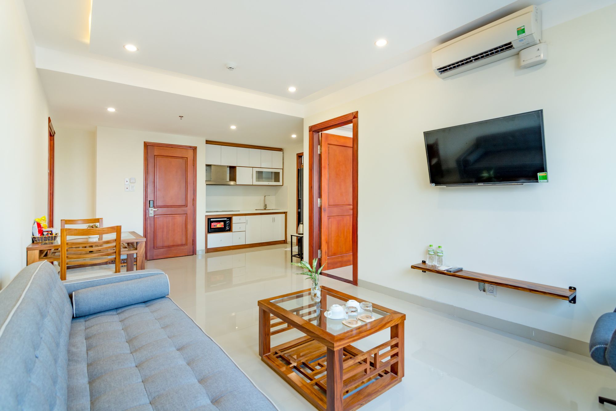 Фото Salamander Hotel and Apartment