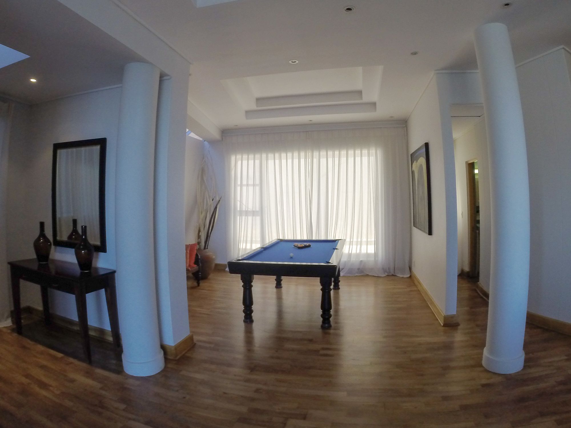 Фото Balfour Place