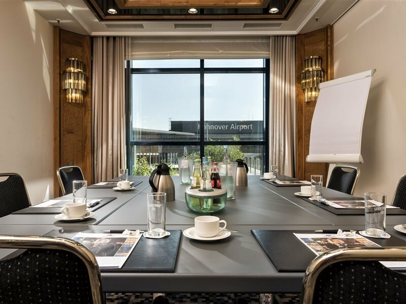 Фото Maritim Airport Hotel Hannover