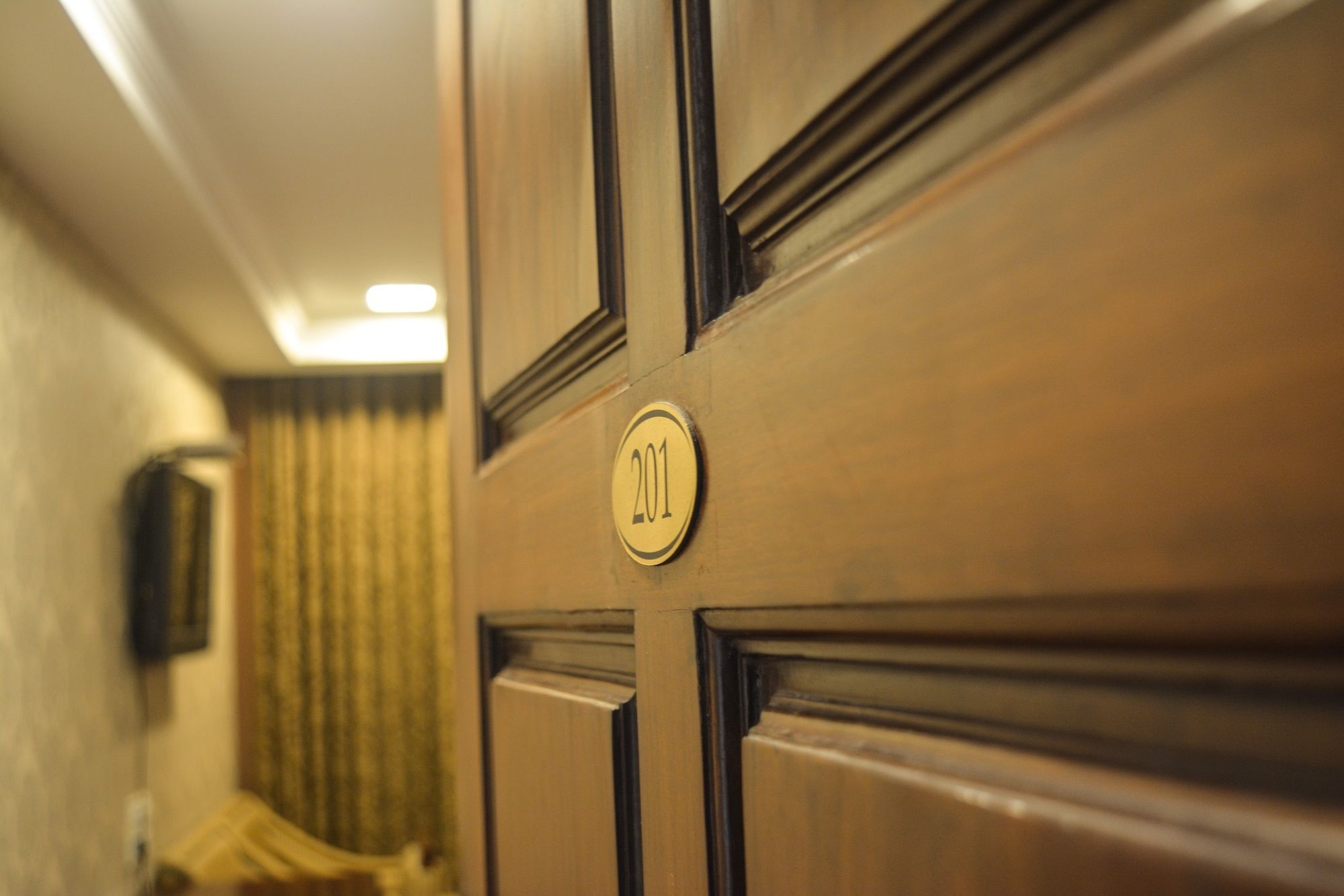 Фото Serene Boutique Hotel