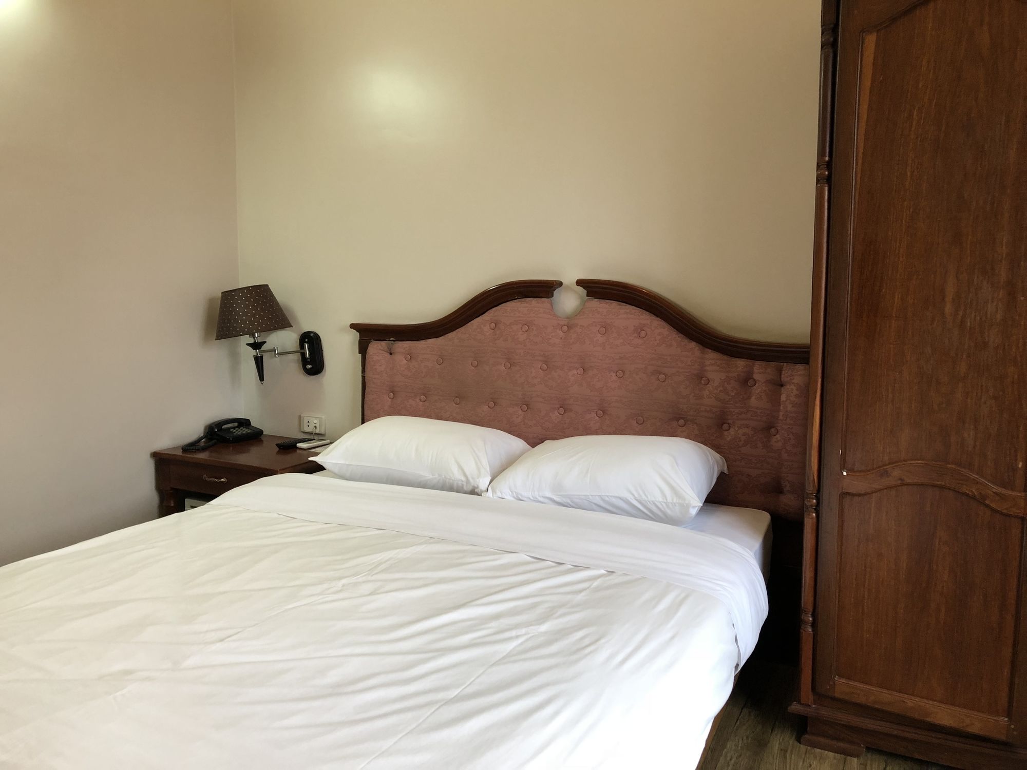 Фото Dreams Hotel