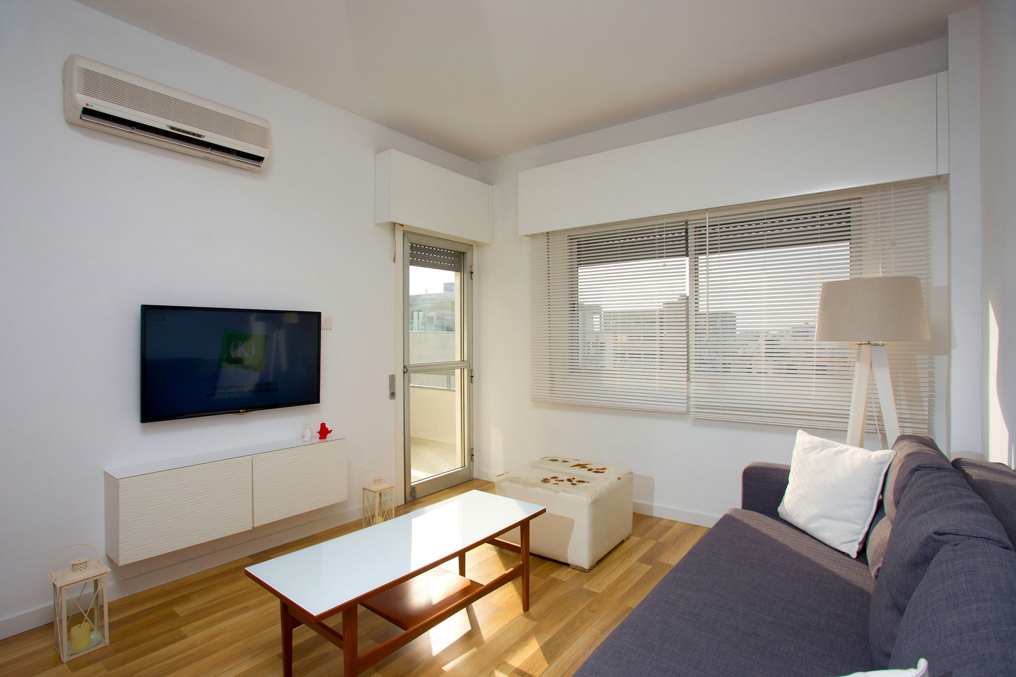 Фото SeaBreeze Limassol City Center Flat