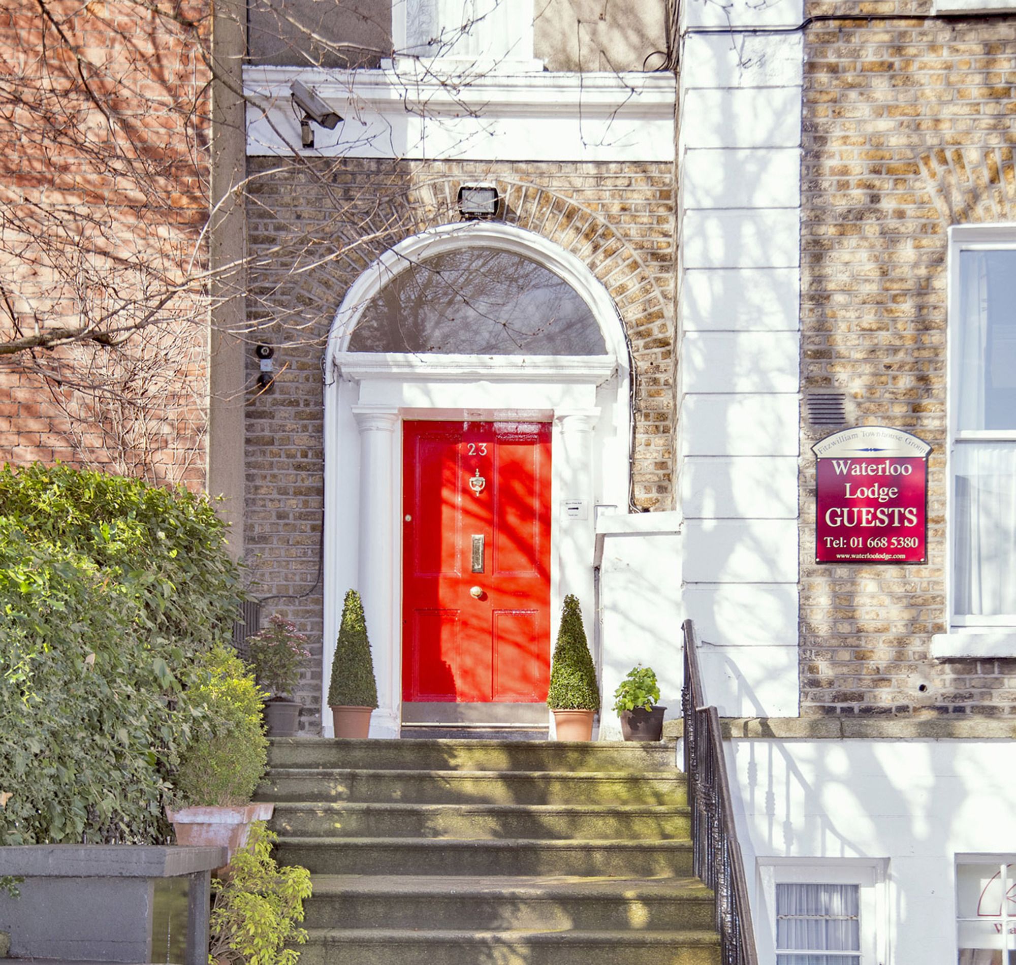 Фото Waterloo Lodge