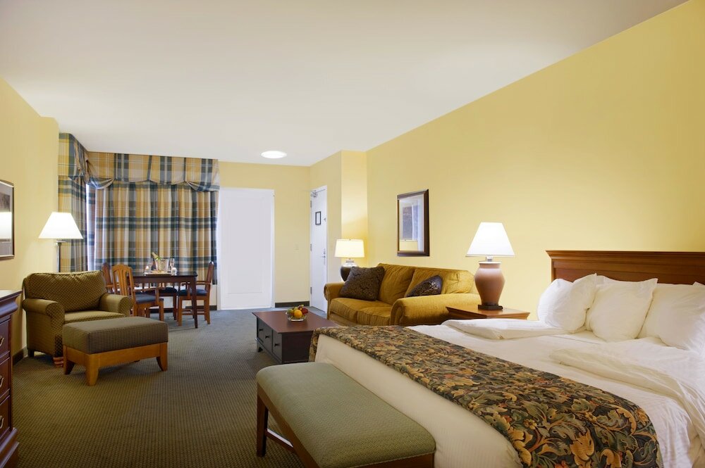 Фото The Landing Hotel & Restaurant