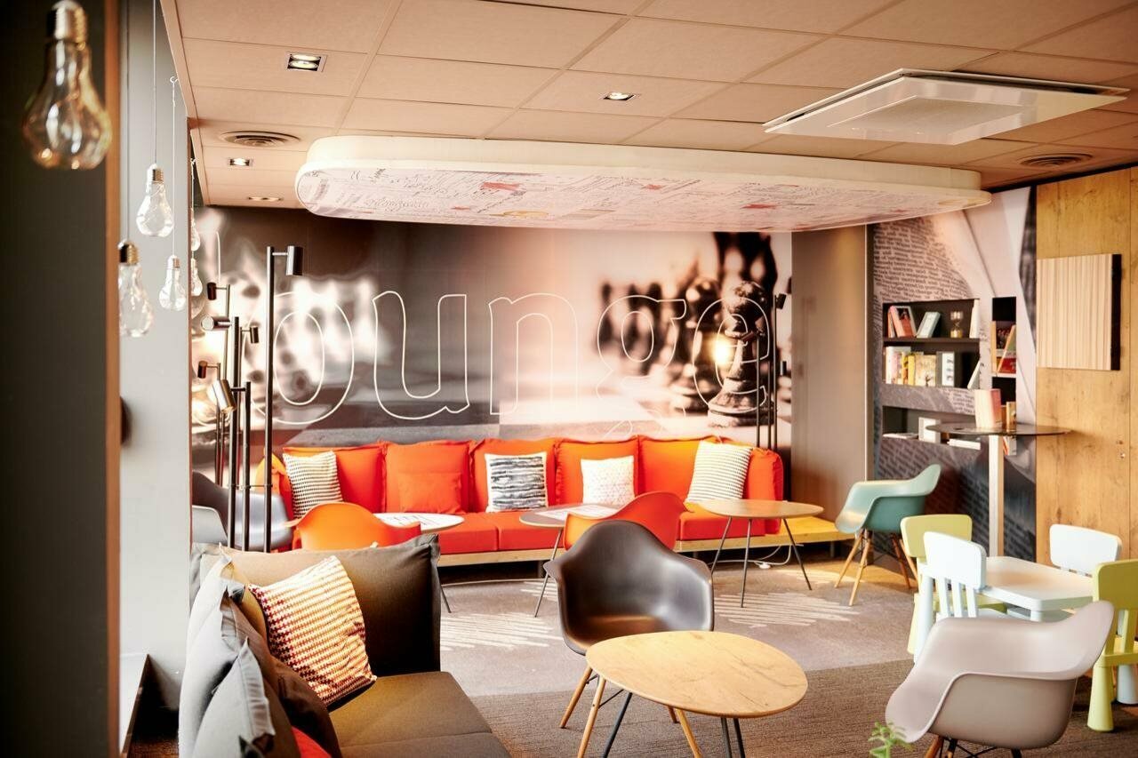 Фото Ibis Lyon Gerland Musée des Confluences