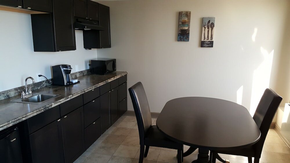 Фото Montecassino Hotel and Event Venue