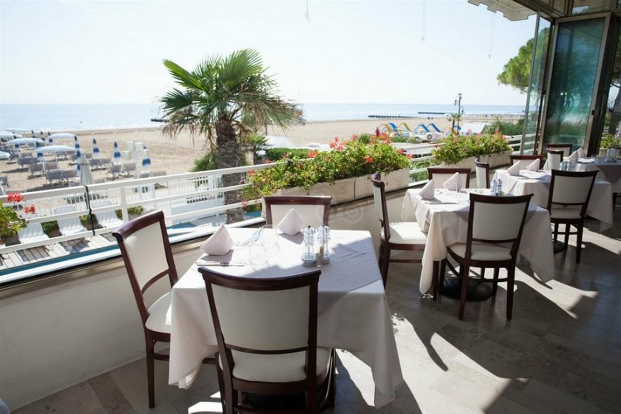 Фото Hotel Rivamare