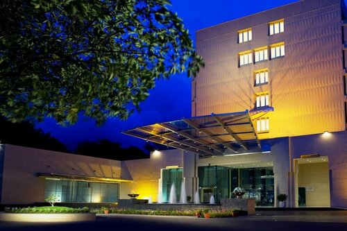 Внешний вид отеля Blue Diamond,Pune-IHCL SeleQtions в Пуне, фото 1