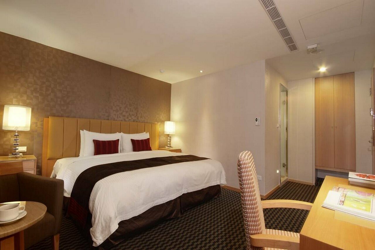 Фото Tokyo International Hotel