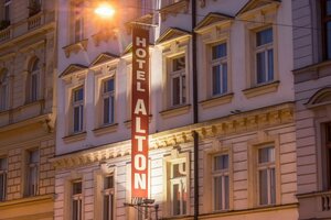 Гостиница Alton Hotel Prague
