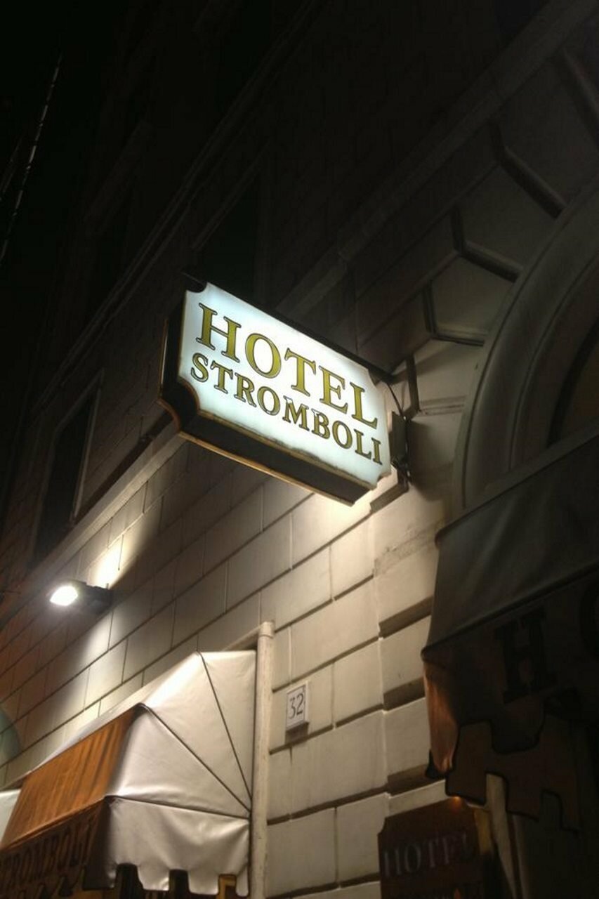 Фото Hotel Stromboli