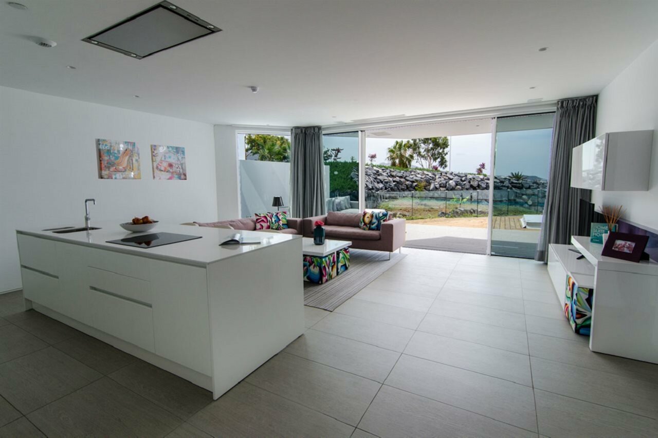 Фото Отель Baobab Suites