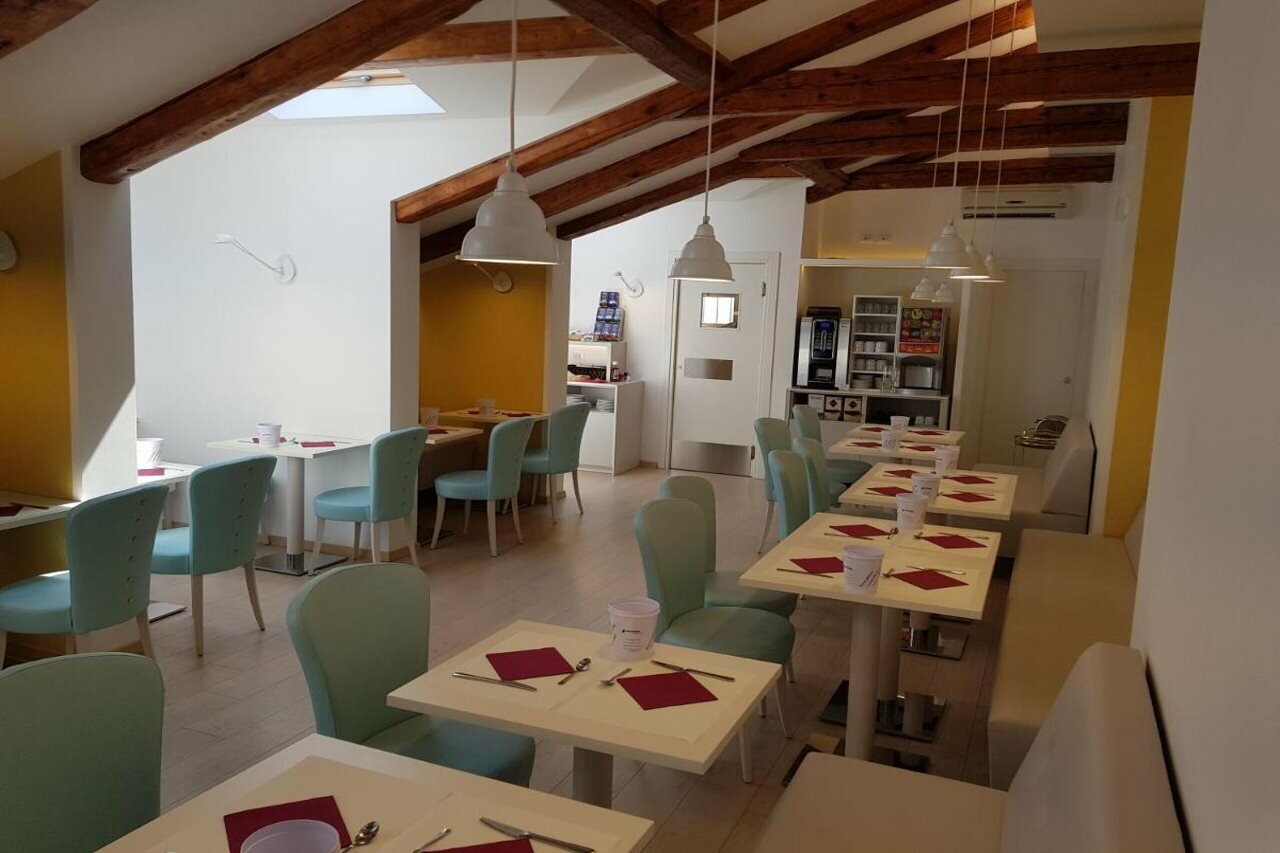 Фото Hotel Roma Trieste