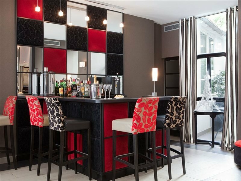 Фото Hotel Eiffel Seine