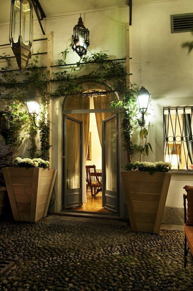 Фото Petit Palais Hotel De Charme