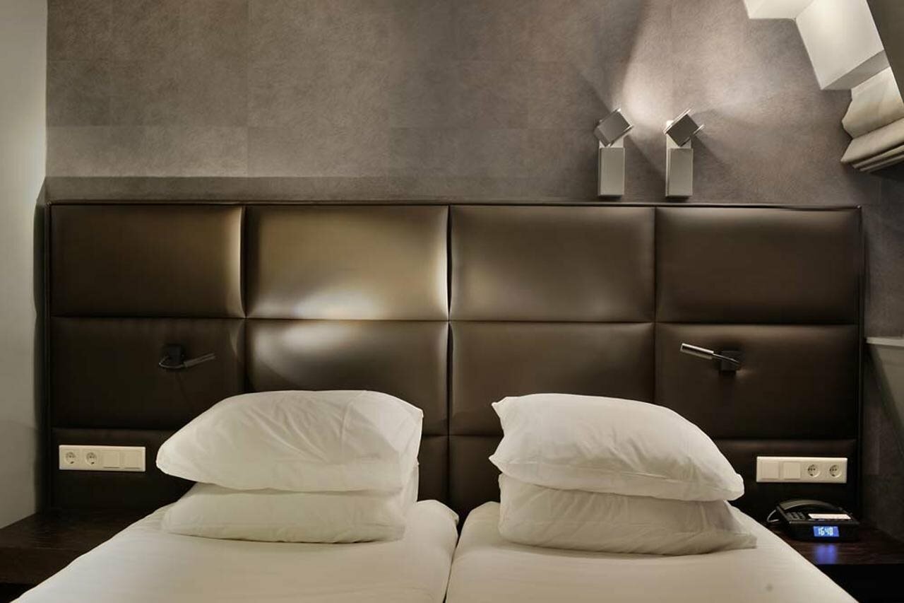 Фото Amsterdam Forest Hotel