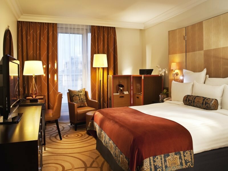 Фото Paris Marriott Champs Elysees Hotel