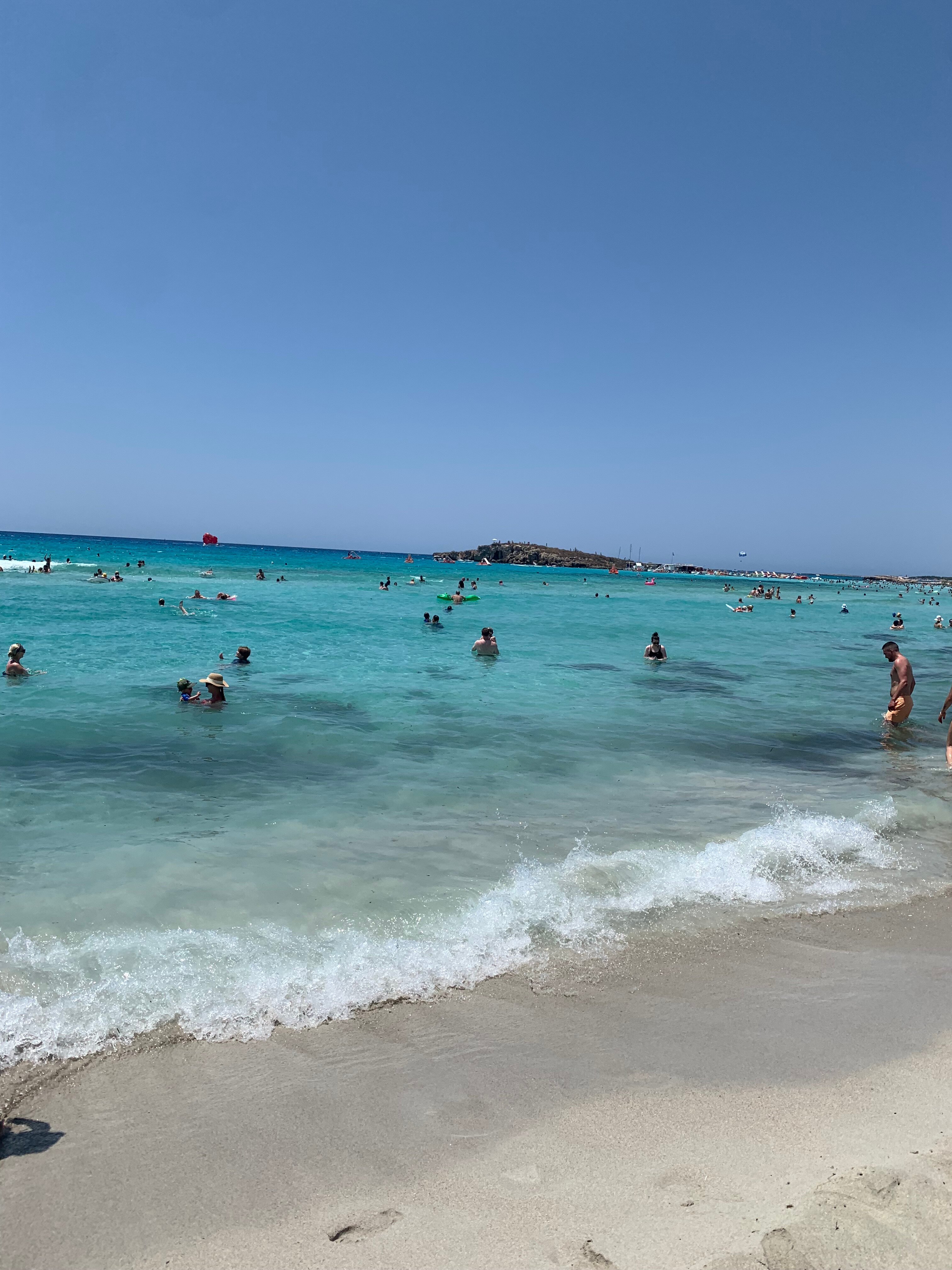 Фото Vassos Nissi Plage Hotel & SPA