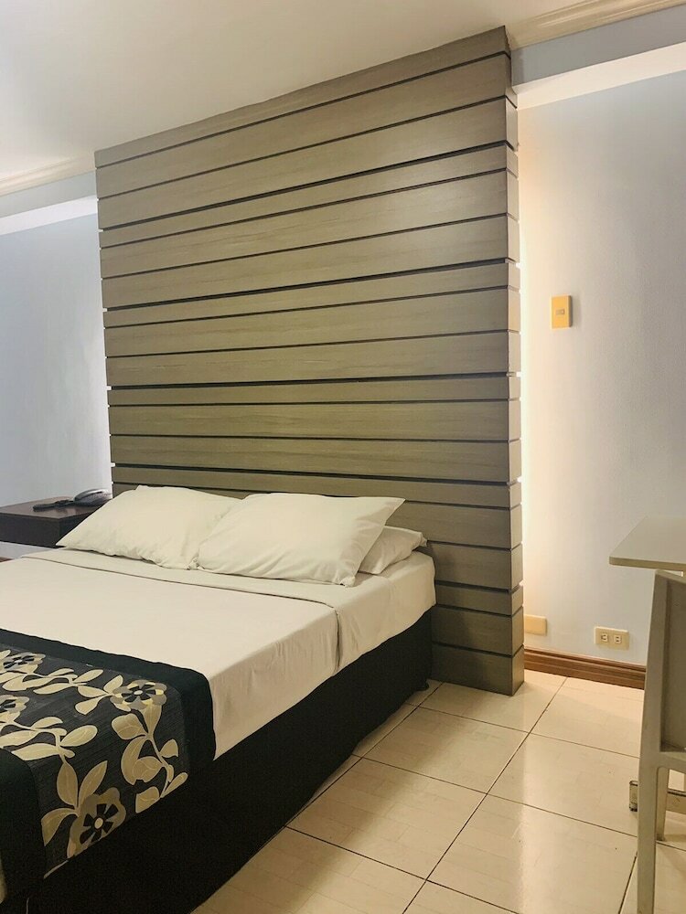 Фото Jupiter Suites