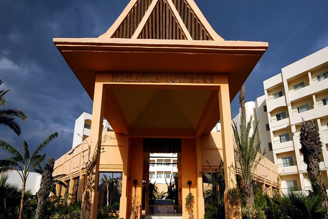 Фото отеля 2