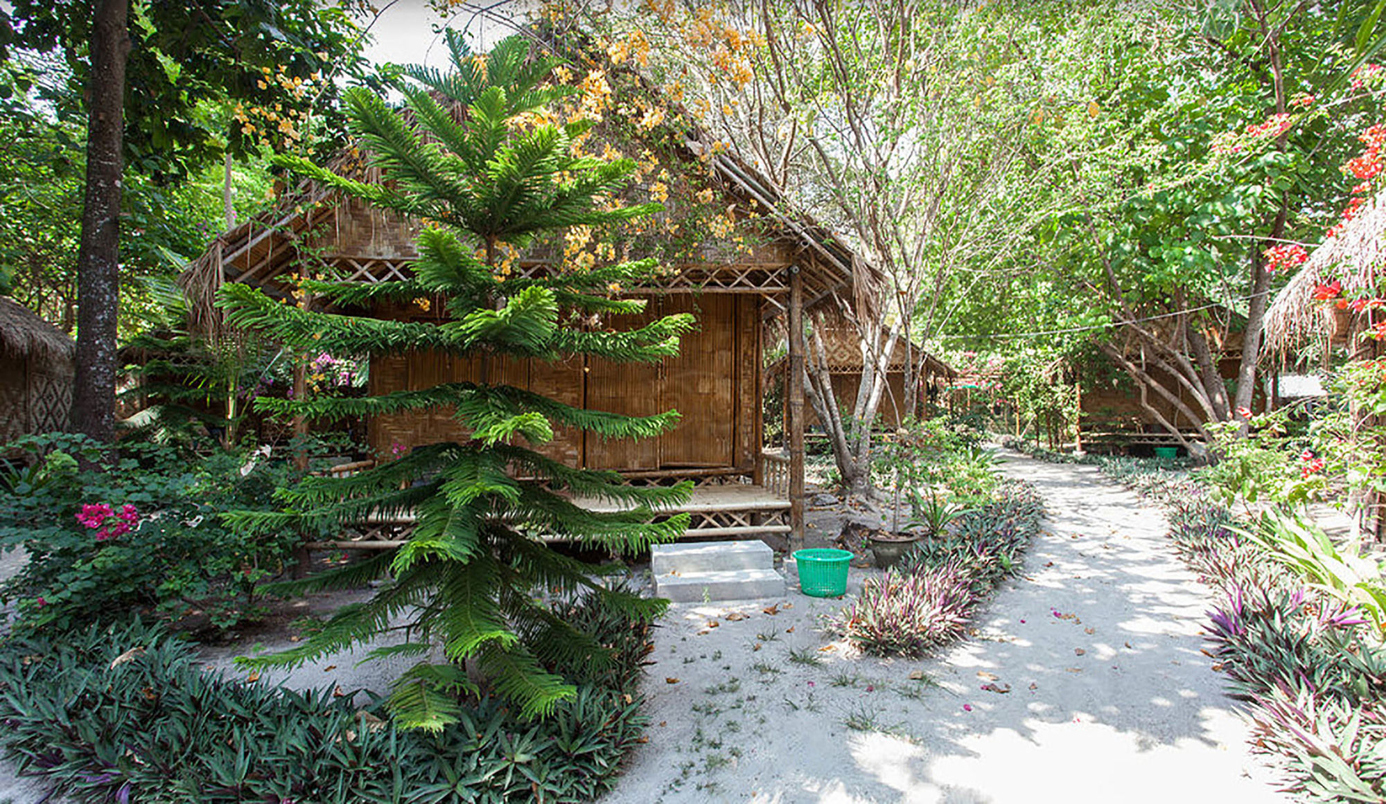 Фото Green View Beach Resort