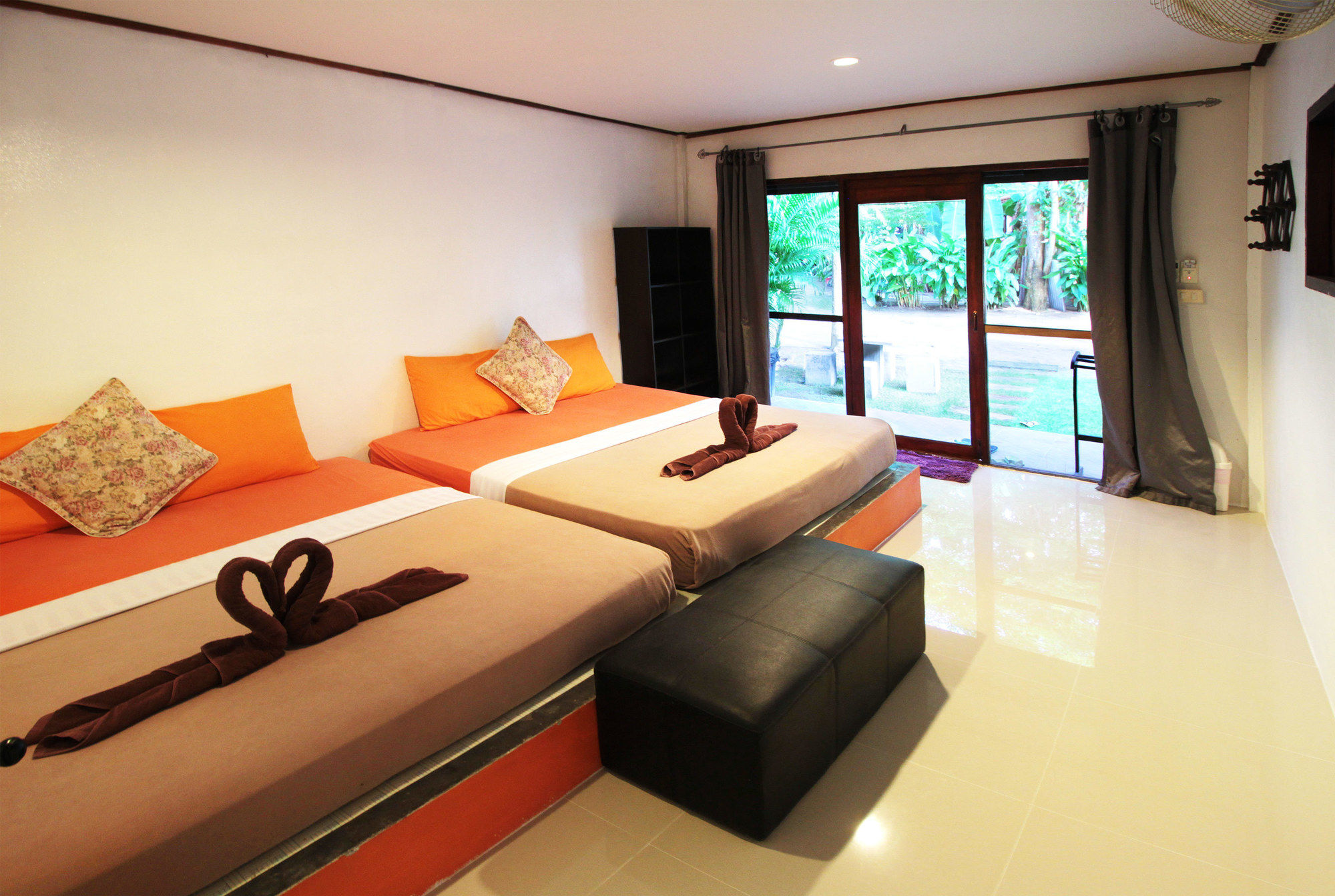 Фото Sabaii Bay Resort