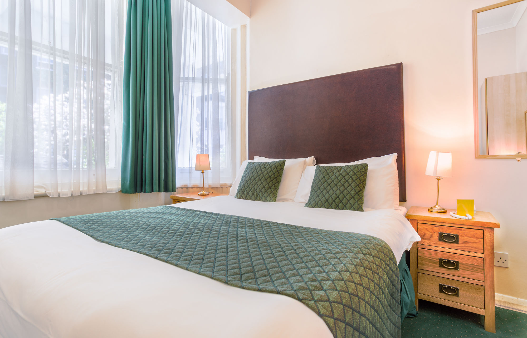 Фото London Town Hotel