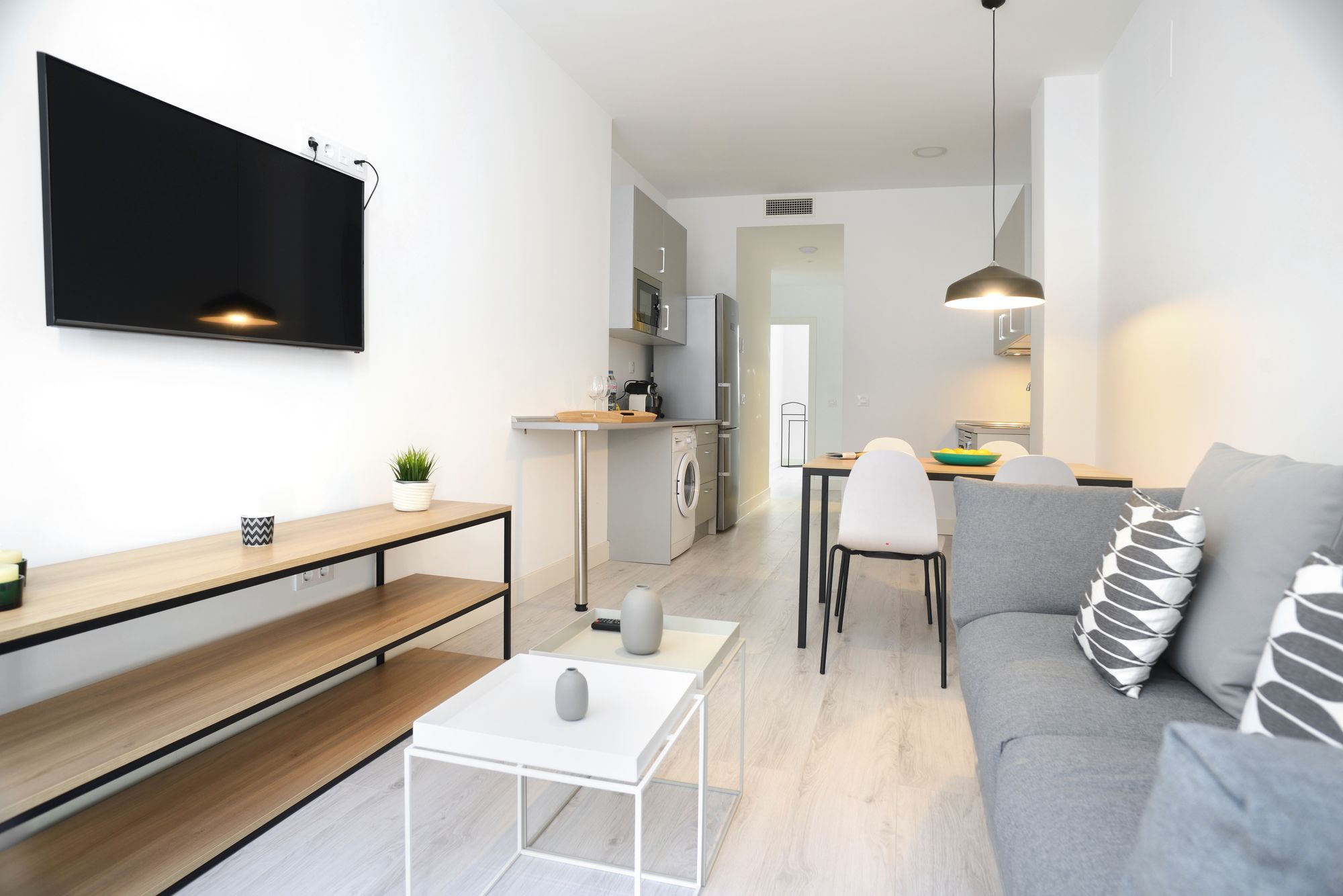 Фото Aspasios Atocha Apartments