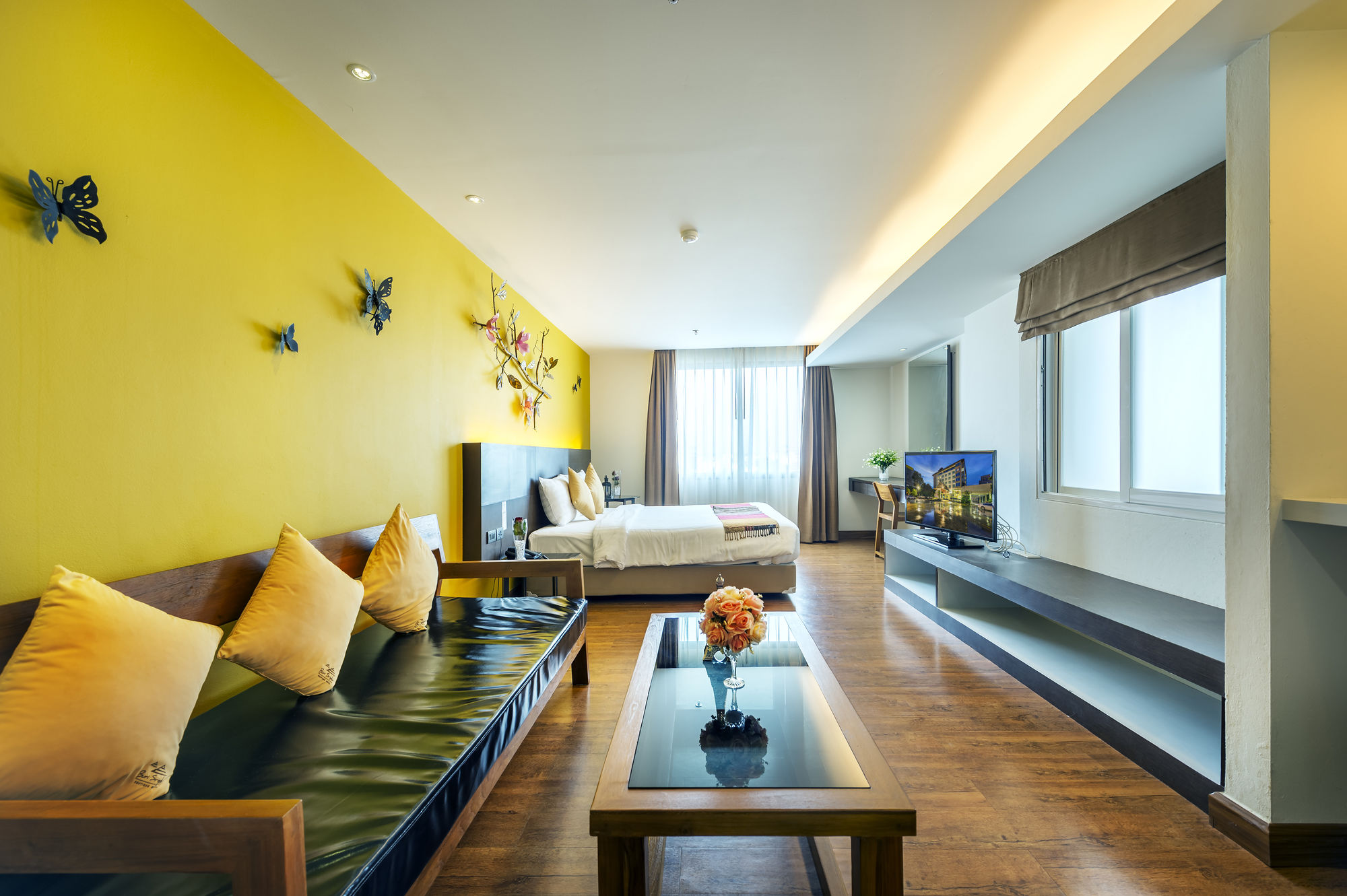 Фото Buri Sriphu Hotel & Convention Centre