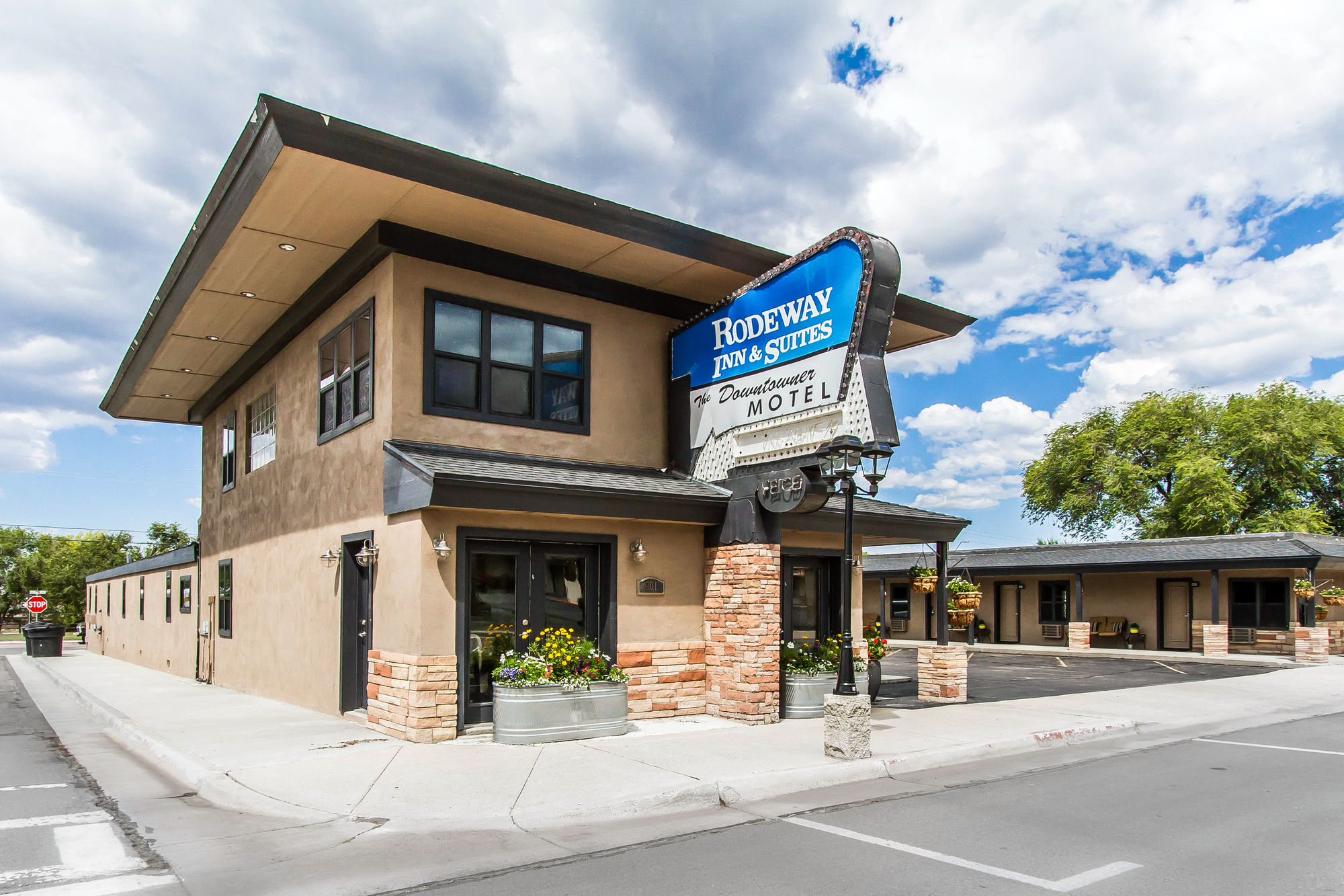 Фото Rodeway Inn & Suites Williams Downtowner - Rte 66