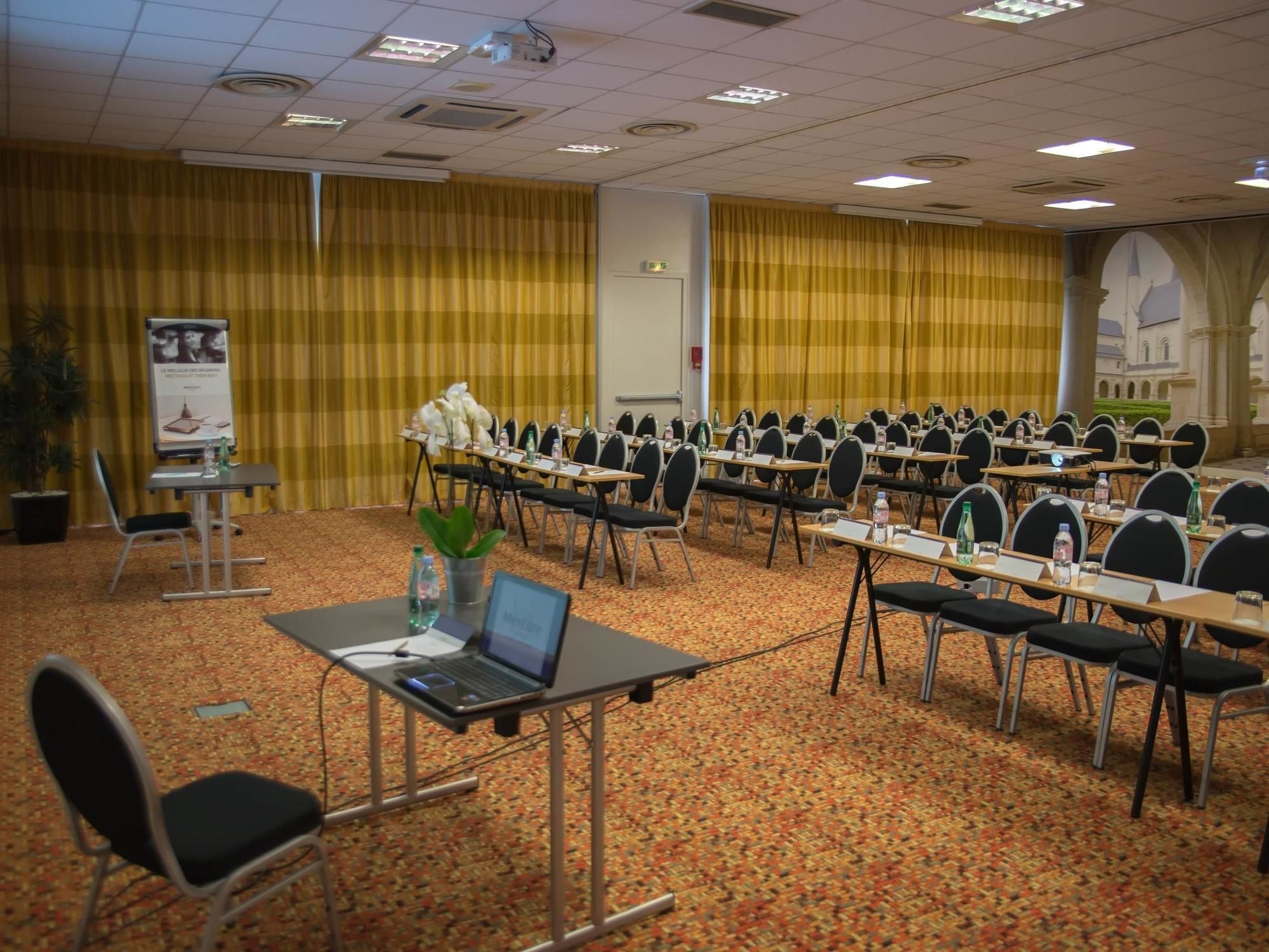 Фото Novotel Angers Lac de Maine