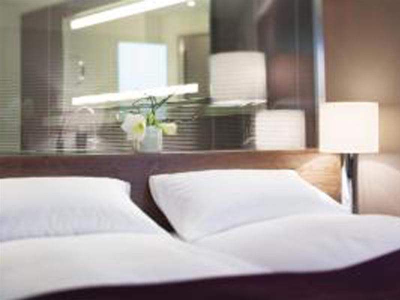 Фото Movenpick Hotel Hamburg