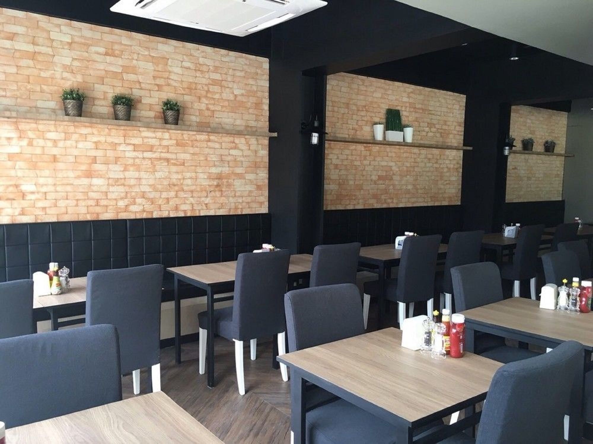 Фото Ton Aor Place Hotel Ratchada