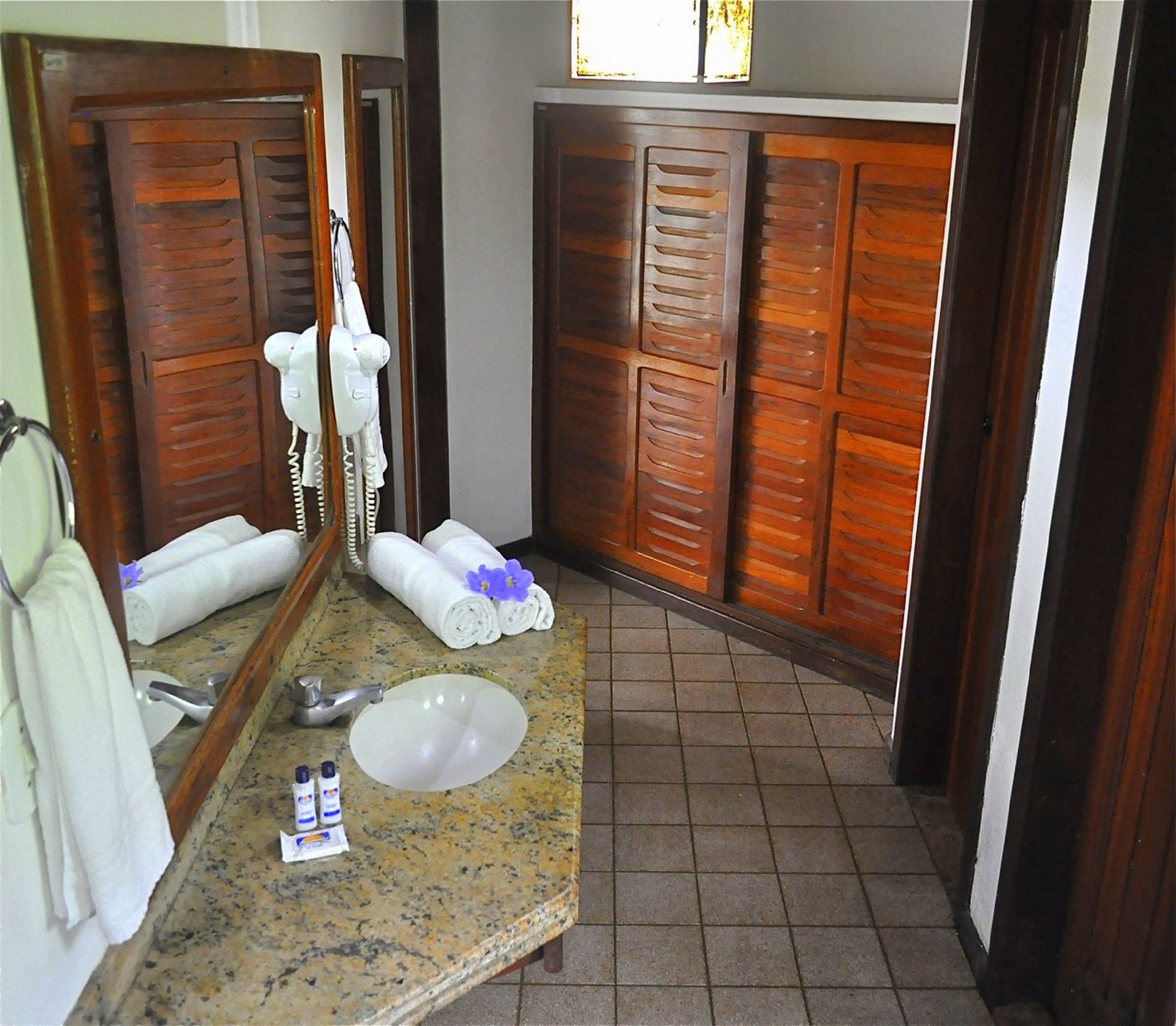 Фото Arraial Bangalô Praia Hotel