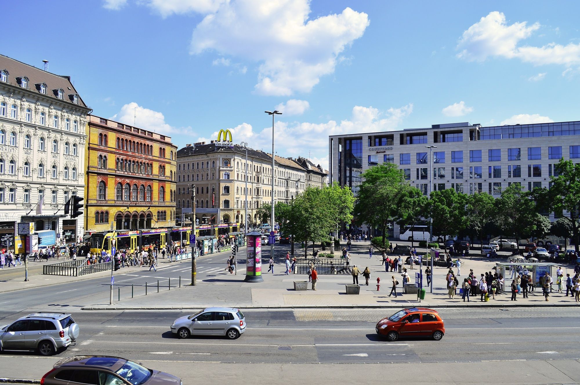 Фото Centrooms House