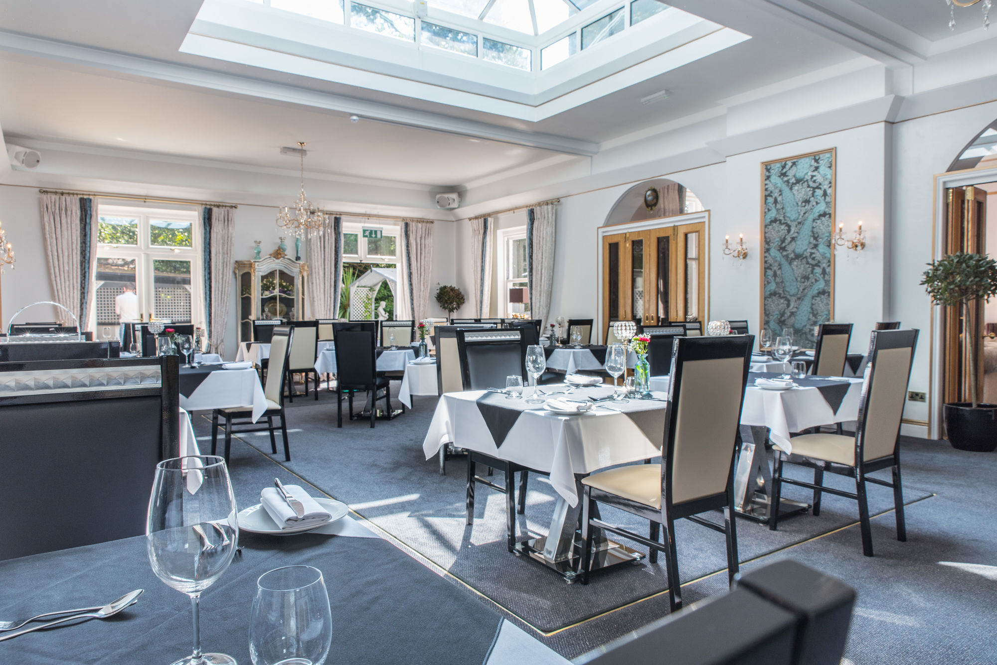 Фото Derby Manor