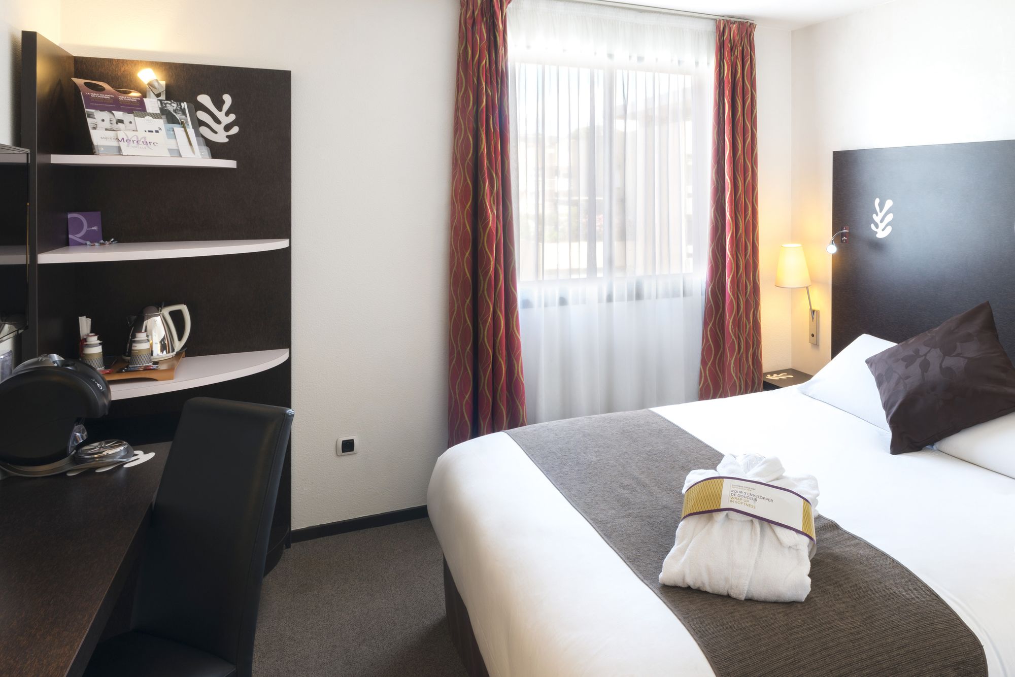 Фото Отель Mercure Hyeres Centre