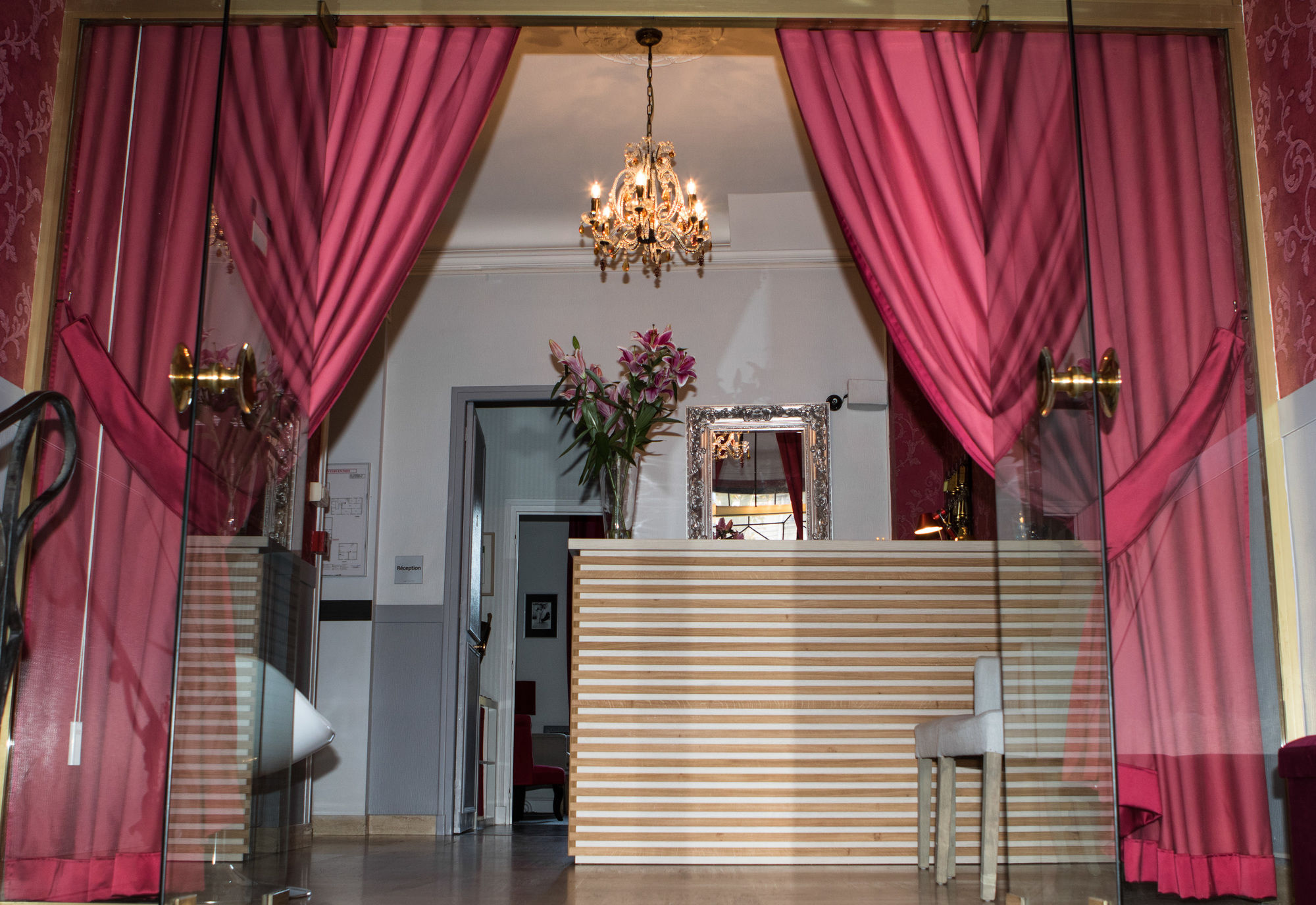 Фото Hotel Mirabeau