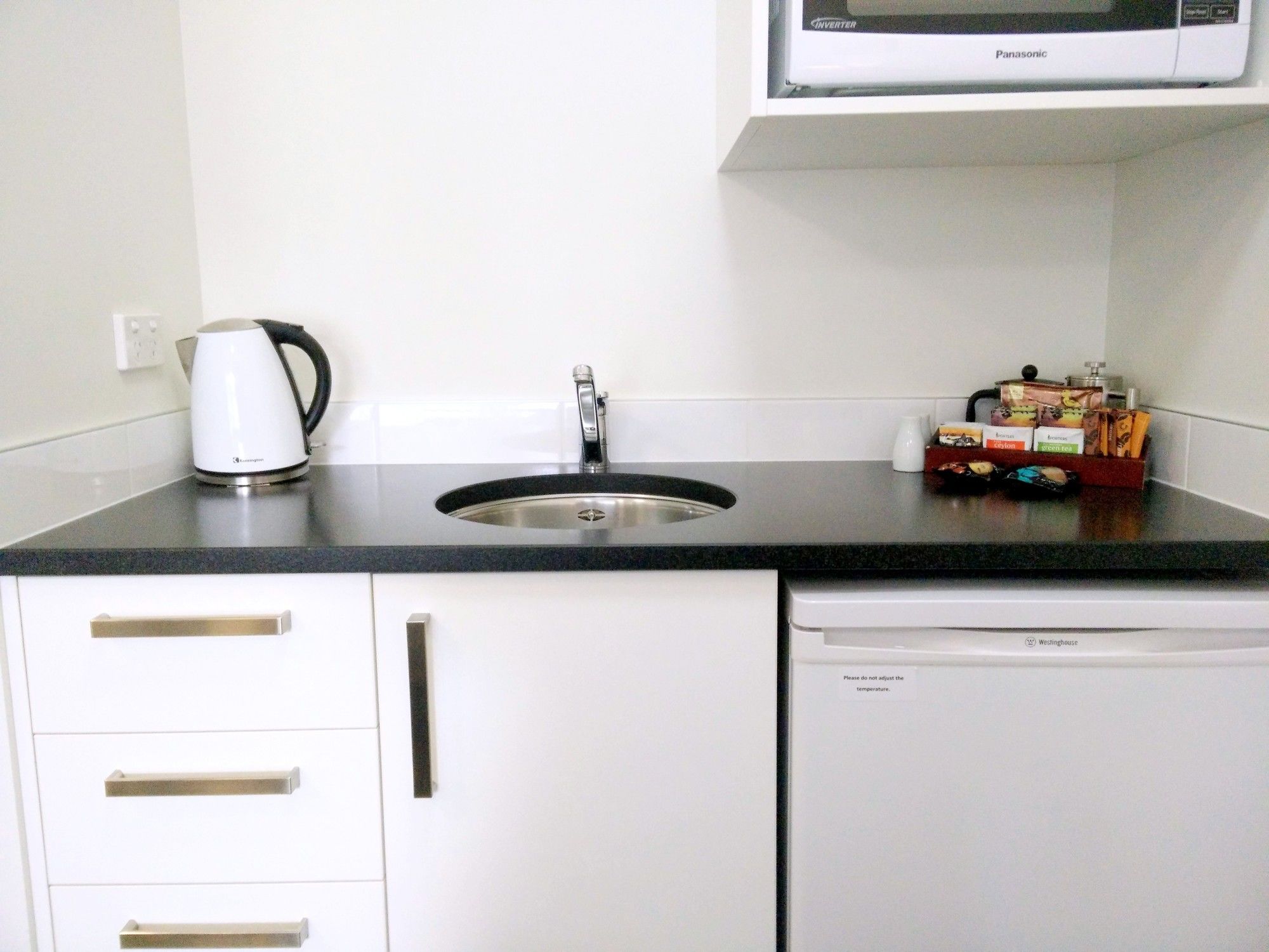 Фото Airport Palms Motel